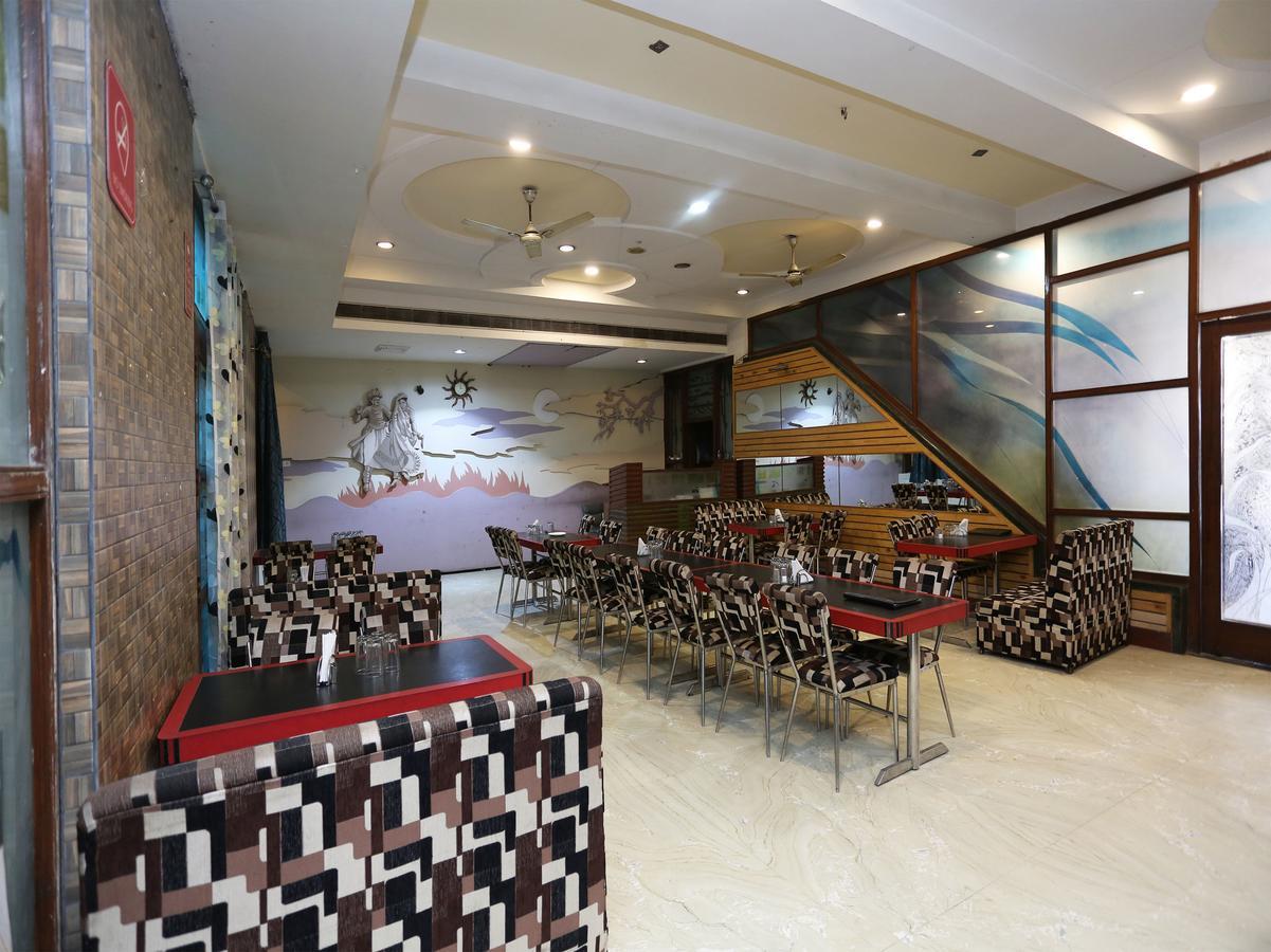 Hotel Sheel Gopal Vision Mathura Exterior foto